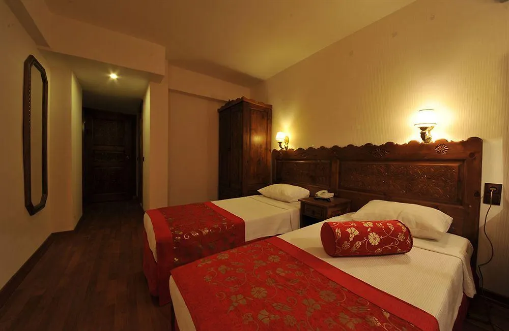 Hotel Santa Pera Istanbul