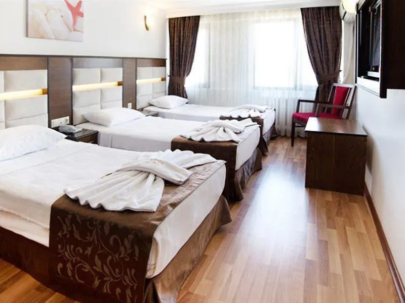 Hotel Santa Pera Istanbul