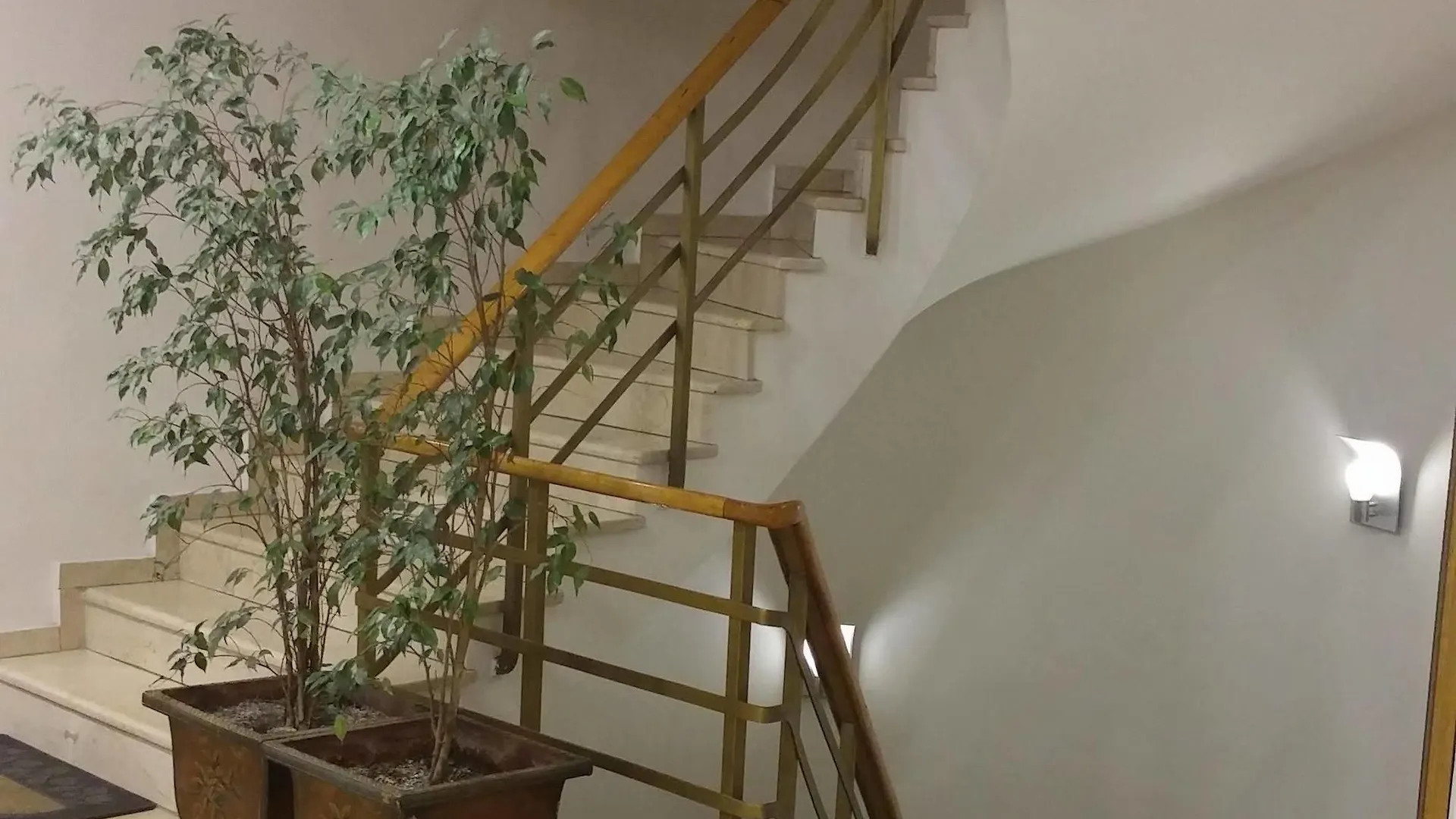 **  Hotel Santa Pera İstanbul Türkiye