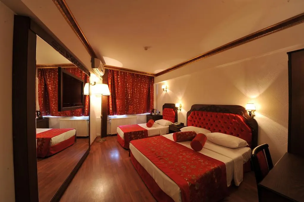 Hotel Santa Pera Istanbul